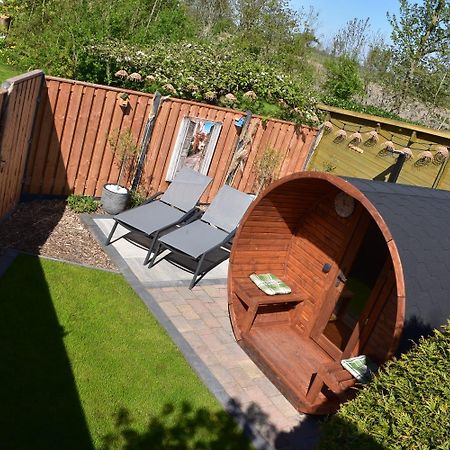 Camping De Blauwe Reiger Pieterzijl Exterior photo